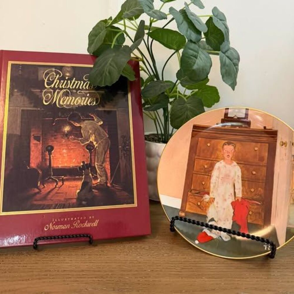 Norman Rockwell Christmas Memories Book & Collector Plate Set